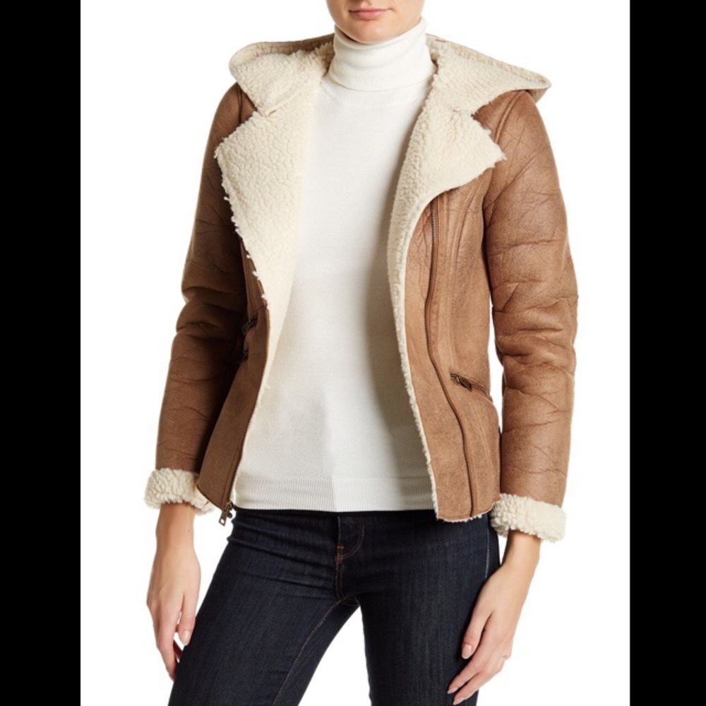 Levi’s Faux Fur Lined Jacket